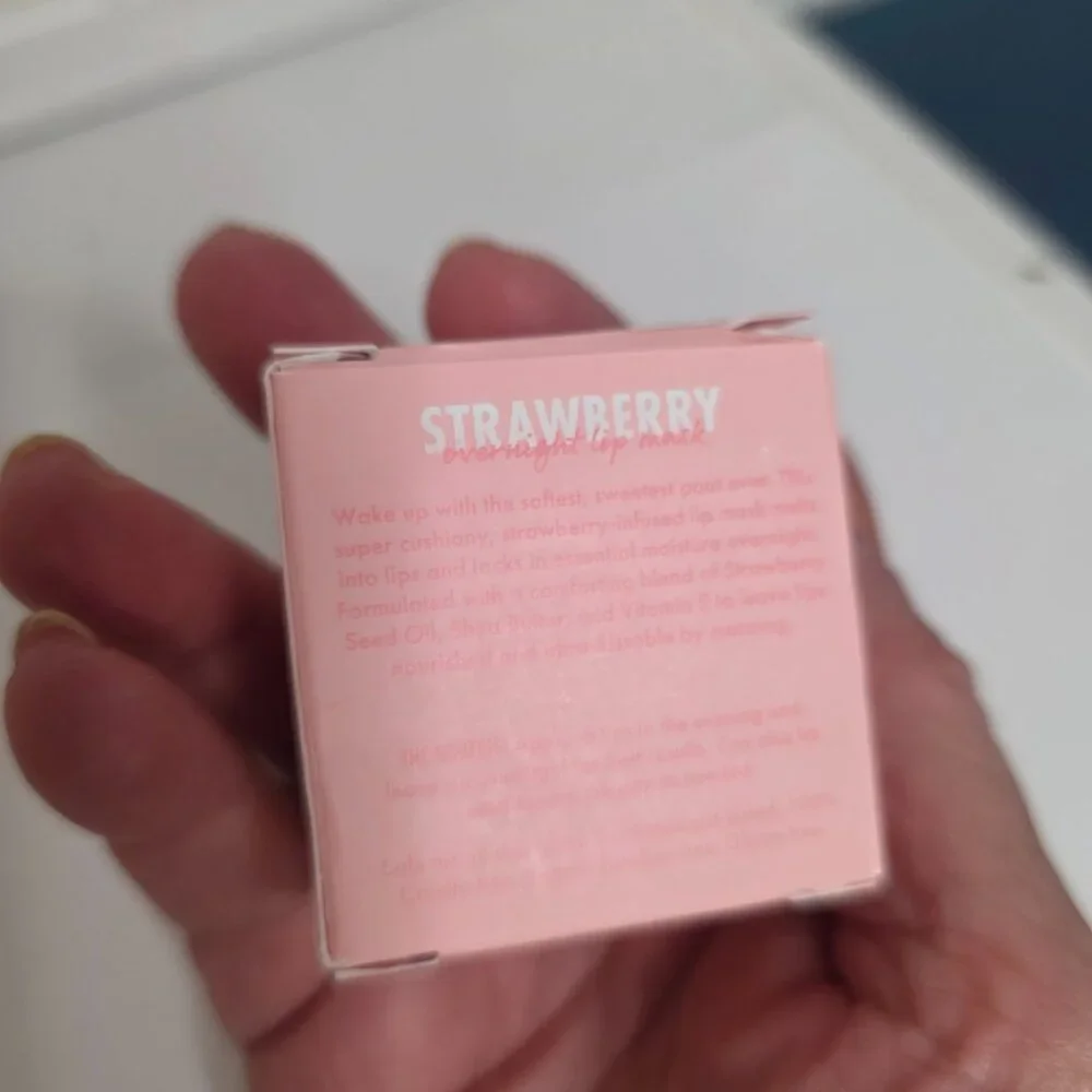 Fourth Ray Beauty Strawberry Overnight Lip Mask 0.5 Oz NWT